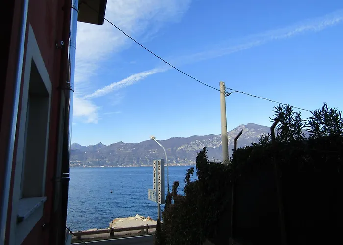 Menapace Hotel Torri Del Benaco