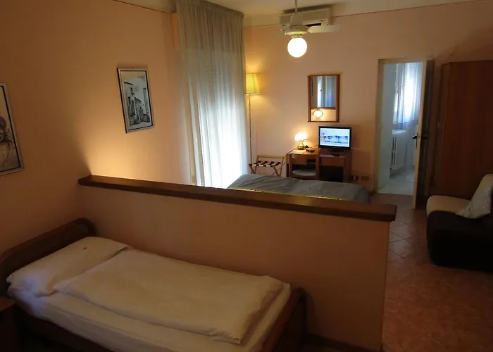 Menapace 3* Torri Del Benaco