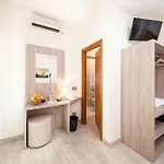 Menapace Hotel Torri Del Benaco