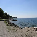 Menapace Szálloda Torri del Benaco