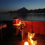 Menapace Szálloda Torri del Benaco