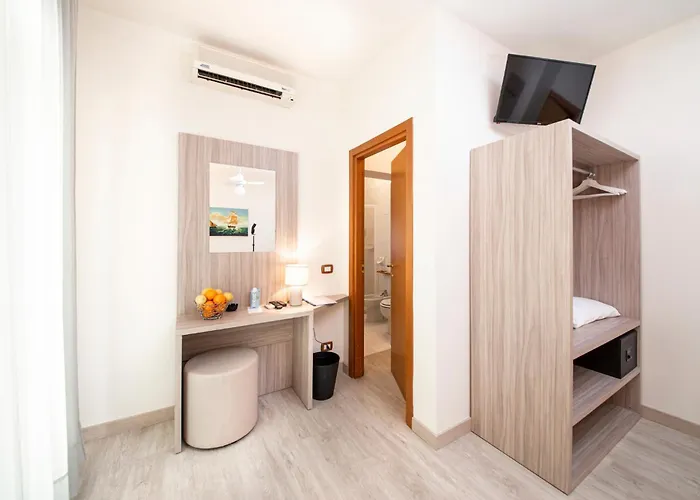 Menapace Hotel Torri Del Benaco