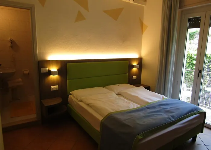 Menapace 3* Torri Del Benaco