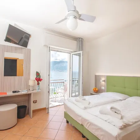 Menapace Hotel Torri Del Benaco