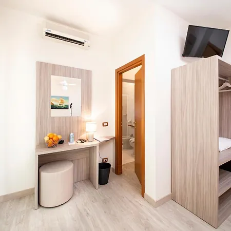 Menapace Hotel Torri Del Benaco