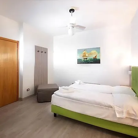 Hotel Menapace Torri Del Benaco