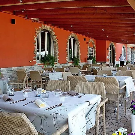 Menapace Hotel Torri Del Benaco