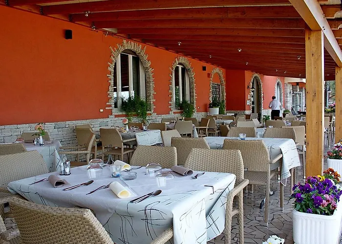 Menapace Ξενοδοχείο Torri Del Benaco